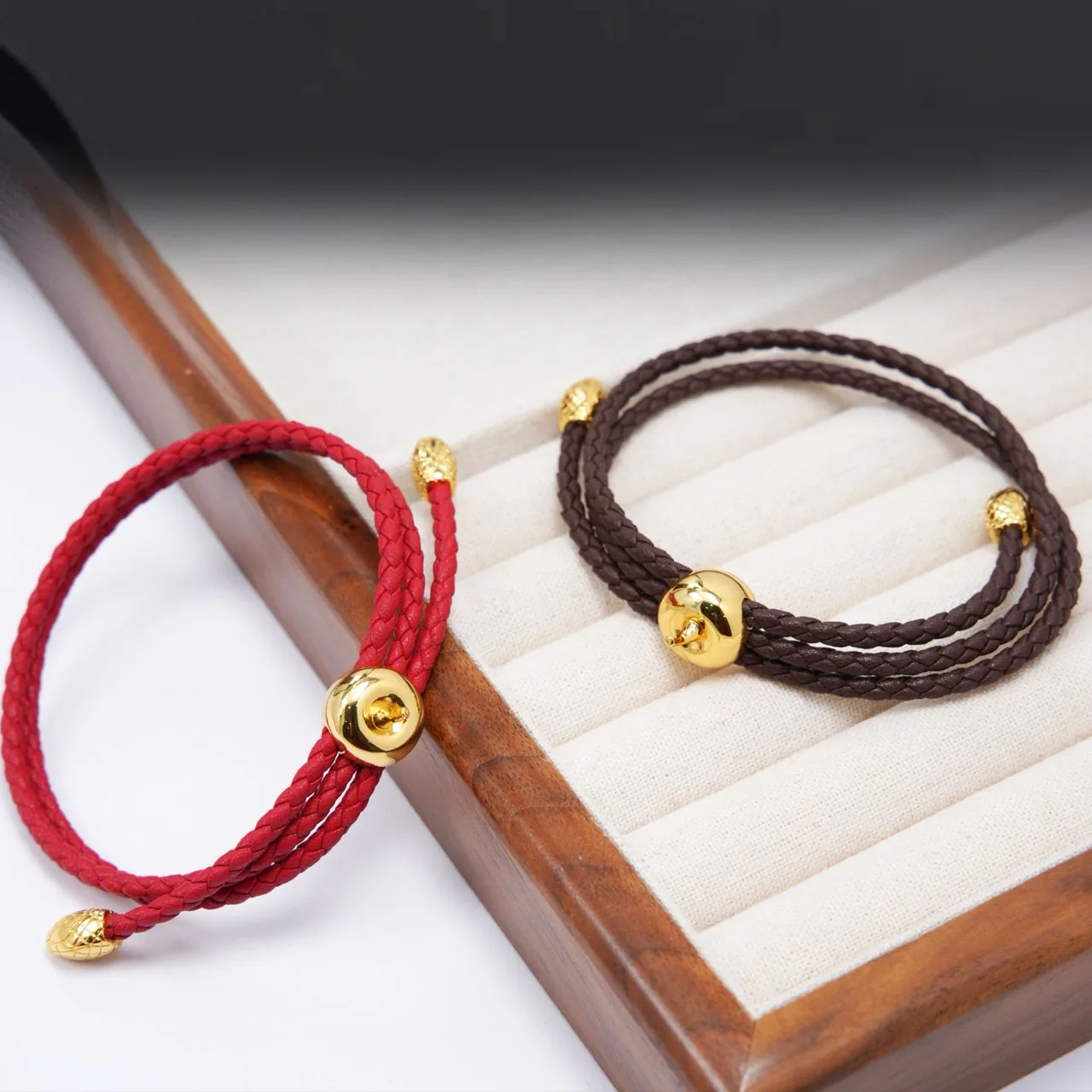 Jewelry & Accessories Sports And Leisure Style 100% Cowhide Rope Stretchable 3-Layer Bracelet For Women And Men's Party Gifts