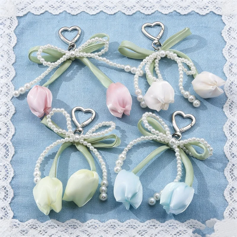 1 Stück Eleganter Exquisiter Schleifen-Perlen-Simulations-Tulpen-Stoff-Schlüsselanhänger Süßer Personalisierter Stil Handtaschen- und Autoschlüsselanhänger
