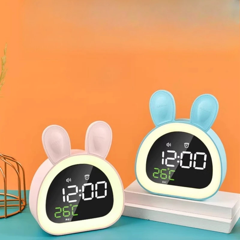 Children's smart Bluetooth clock snooze night light can report time temperature display can be charged five sets of alarms