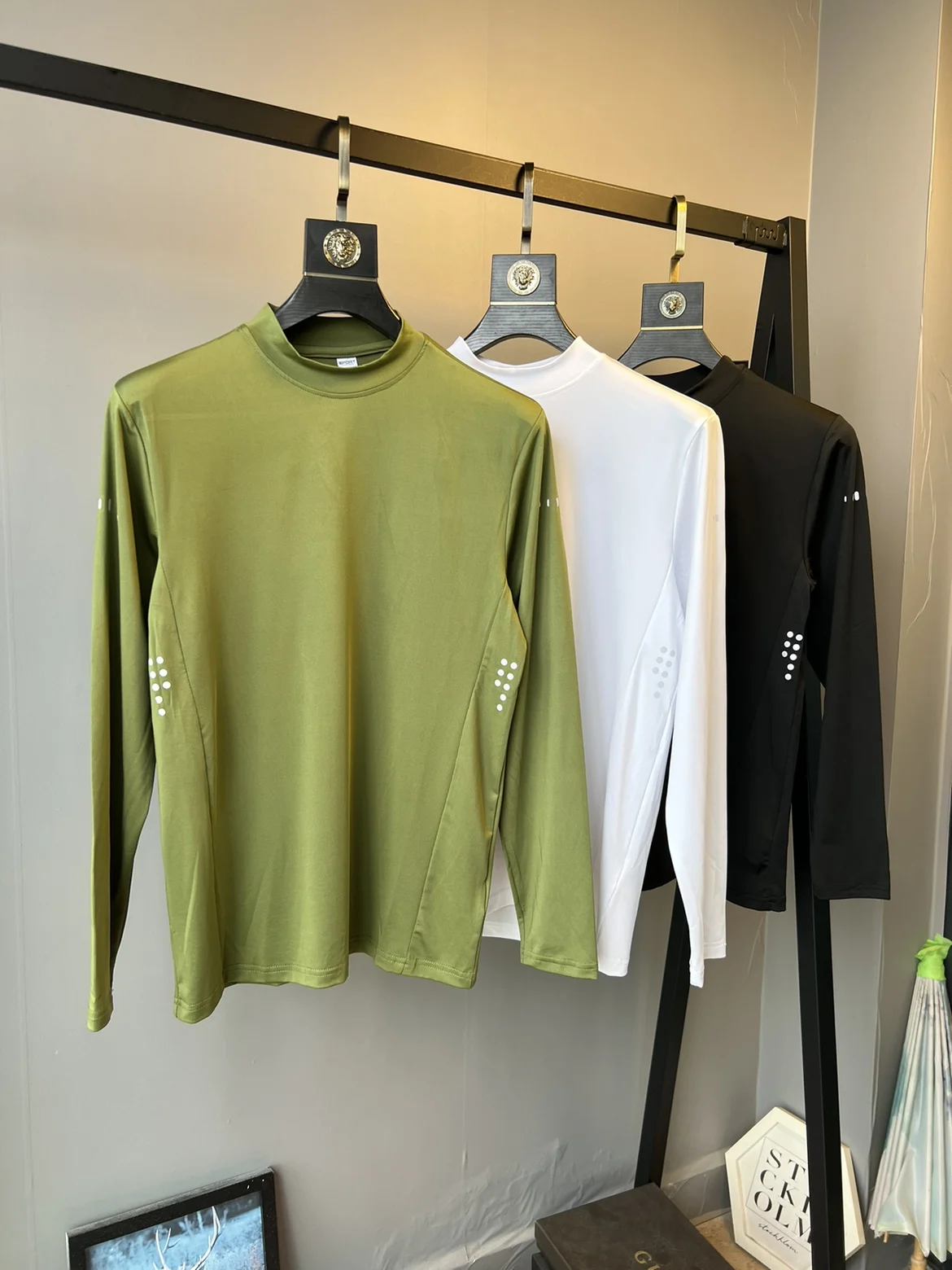 

Мужская дышащая футболка с длинным рукавом, ультратонкая, для весны и лета, с защитой от солнца, быстросохнущая, эластичная, четырехсторонняя, легкая, базовая...