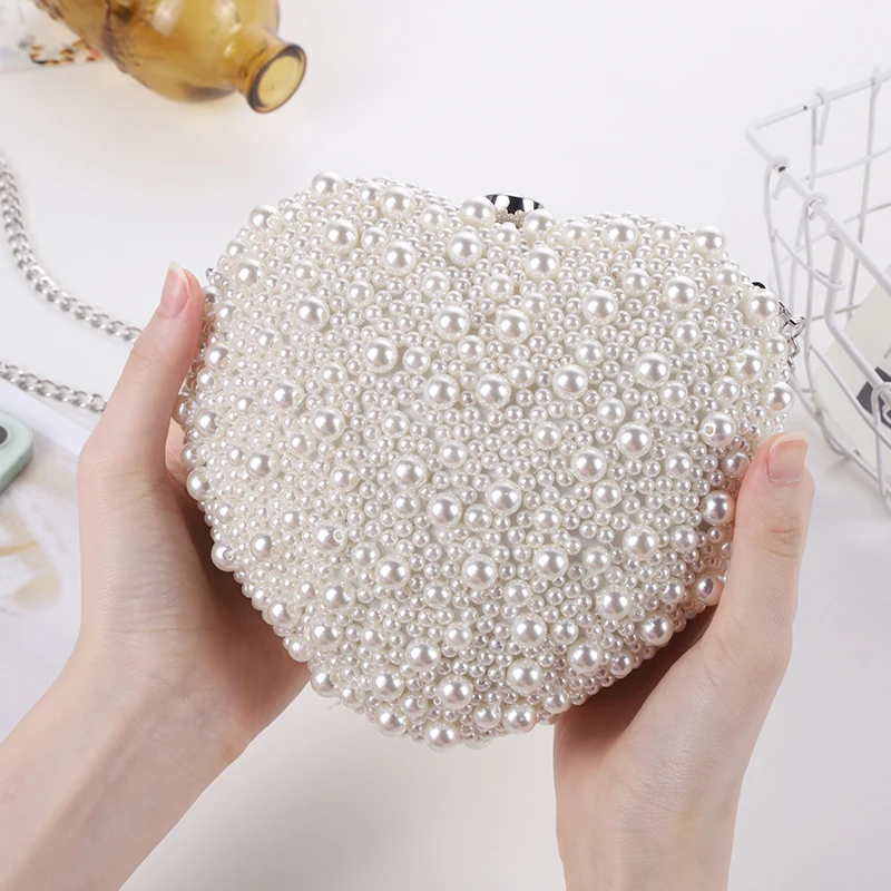 New Luxury Heart-shaped Pearl Evening Bag Clutch Bridesmaid Bag Bead Embroidery Chain Banquet Bag Luxury Bling Crossbody bag