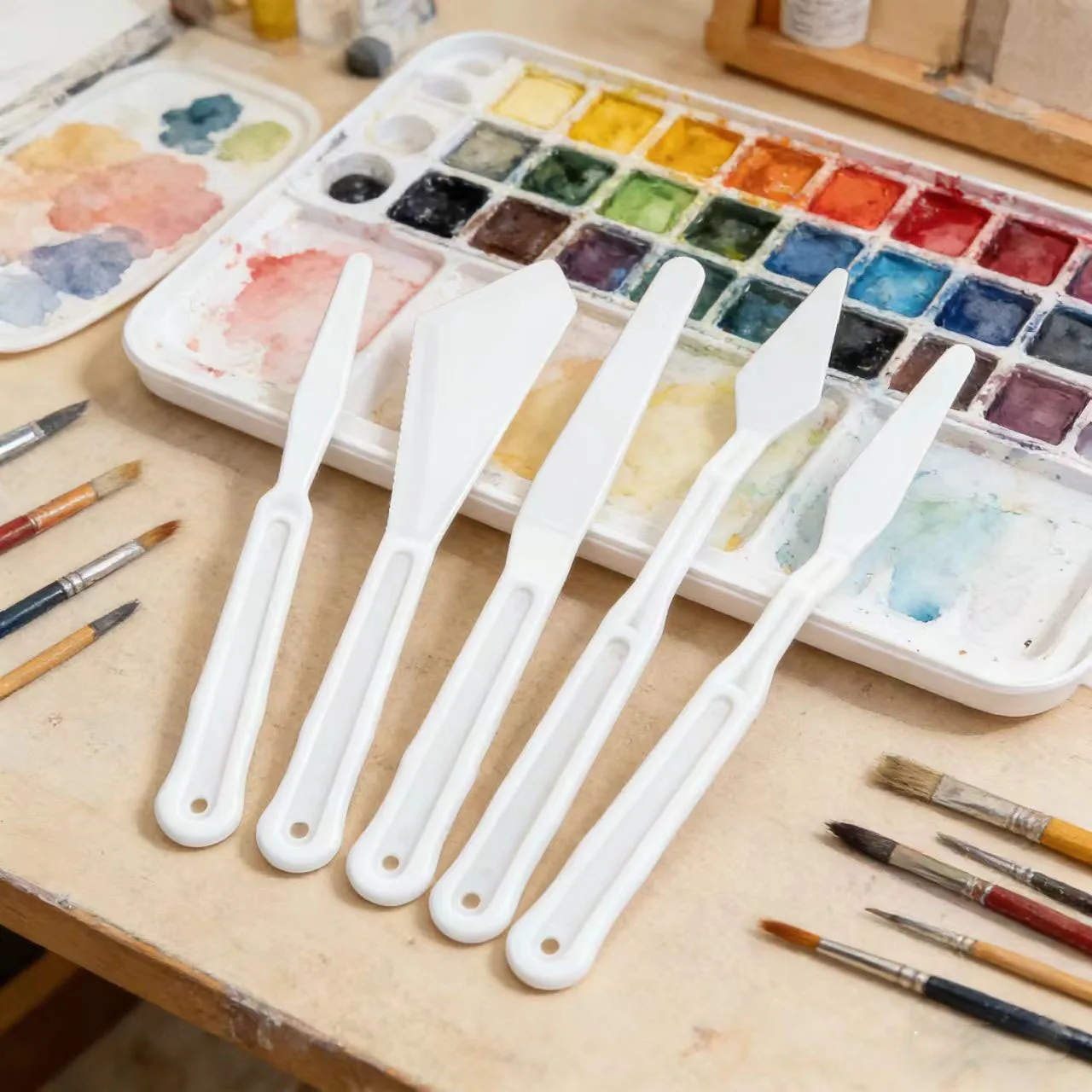 Plastic Scraper Tool Set 5 Pieces for Oil Painting for acrylic Painting and Water Based Painting Techniques Fine Arts Use