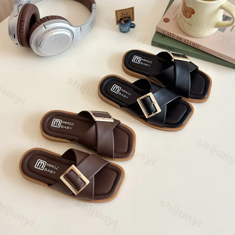 

Children's Slippers 2025 Summer New Girls' Metal Buckle Outdoor Beach Sandals Casual Soft Bottom Comfortable Fashion Cool Shoes