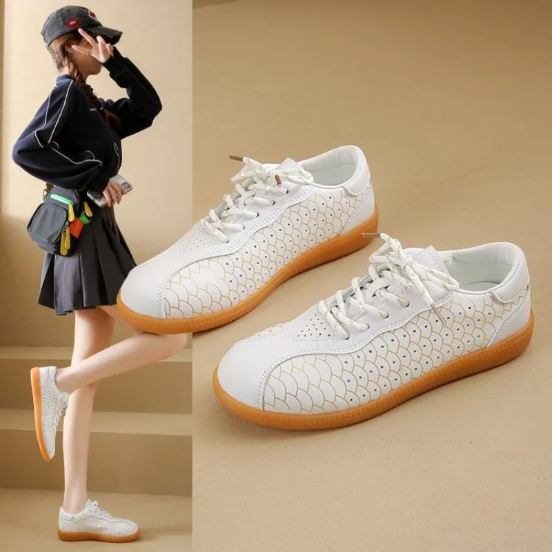 

2025 New Couple Style Four Seasons Fashion Trend Casual Retro Men's and Women's Shoes Sneakers