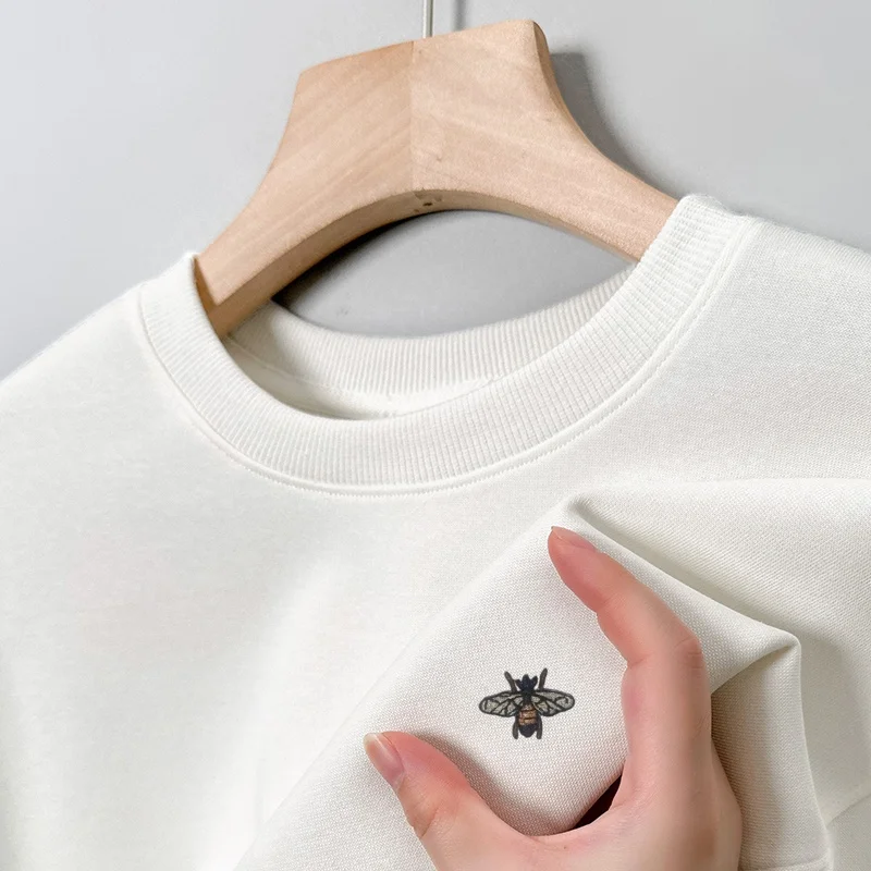 

100 хлопок, высококачественная мужская футболка с круглым вырезом, однотонная, простая, мягкая, с принтом пчелы, с длинным рукавом, осенняя универсальная повседневная мужская одежда