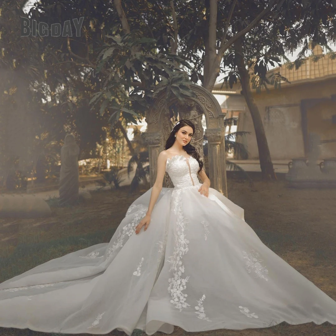 Robe de mariée en dentelle à col bateau pour femmes, appliques en tulle, train de balayage, robe de mariée exquise, une seule fois initiée, quelle que soit la robe de mariée, 2024