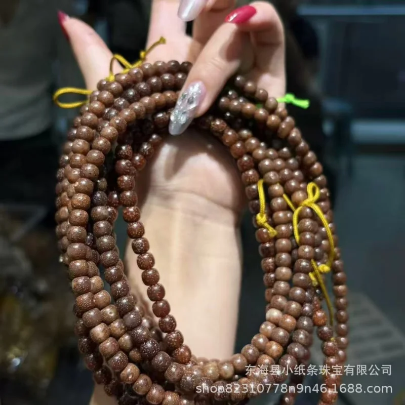 Hainan Moon Bodhi accessories materials: beads bracelets,, pendants, and decorative items