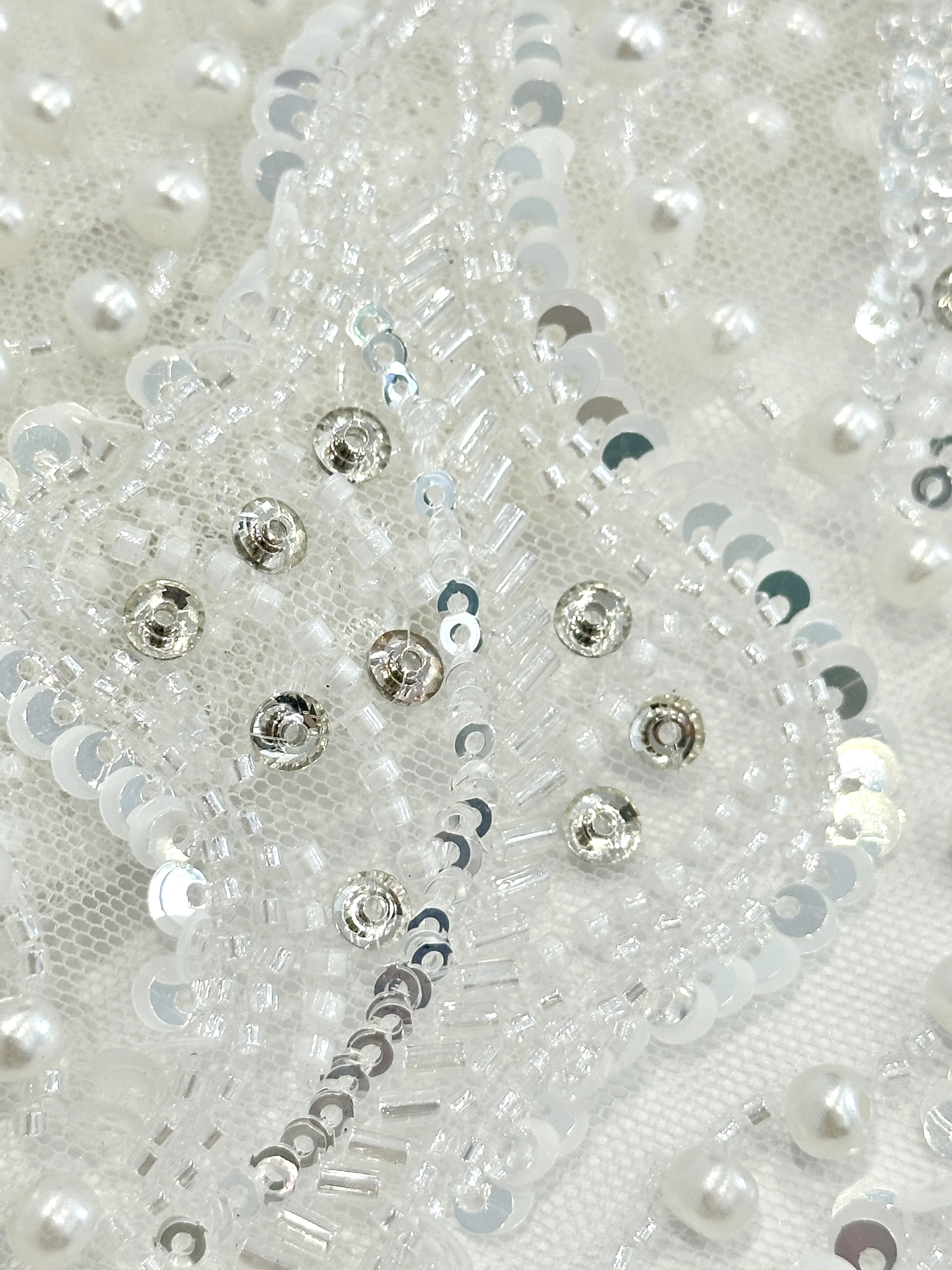 Brial encaje de malla blanca de lujo de alta gama hecho a mano lentejuelas tela de encaje con cuentas nigeriano con cuentas tela de lentejuelas para vestido de novia