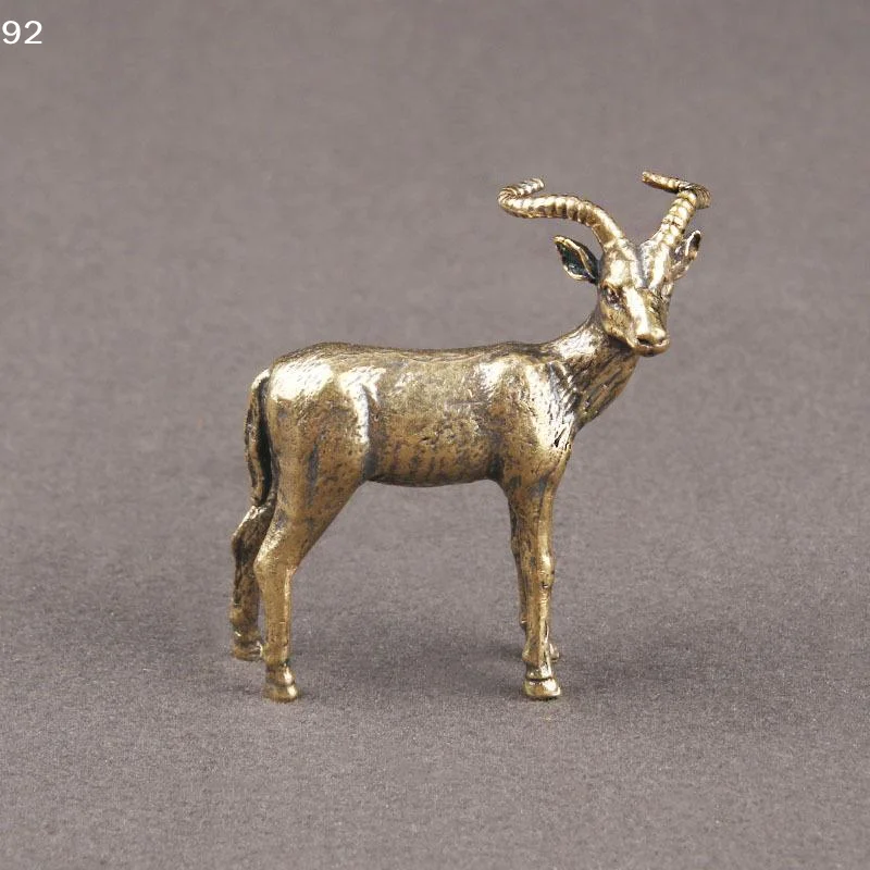 Vintage Brass Leader Sheep Statue Desktop Ornament Metal Cute Figurines Miniatures Home And Office Decoration Car Ornaments