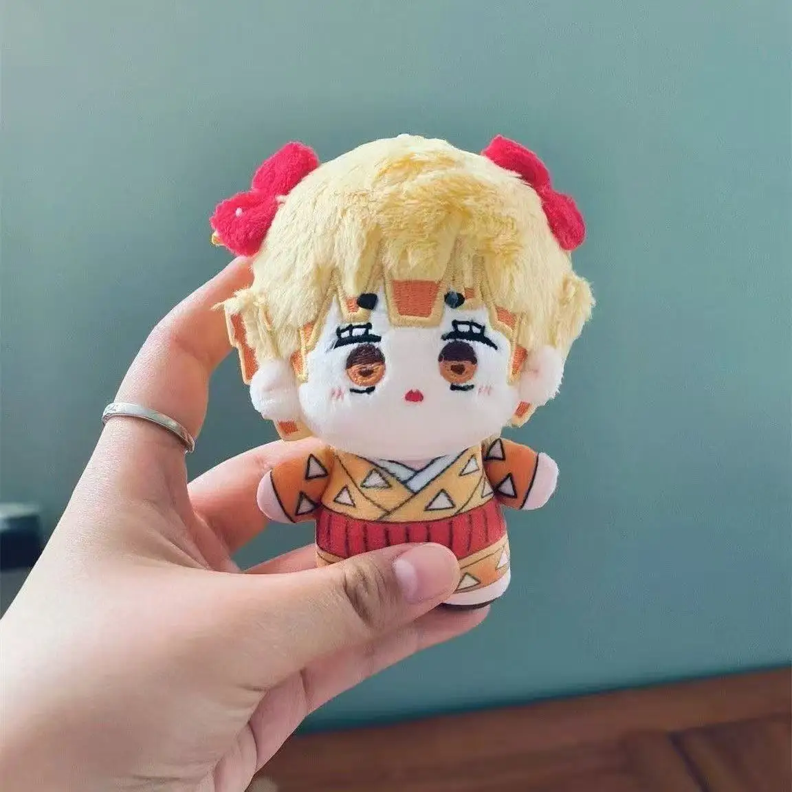 10cm 귀멸의 칼날 애니메이션 카마도 탄지로 아가츠마 젠이츠 하시비라 이노스케 코스프레 만화 플러시 펜던트 키체인 백팩 장식