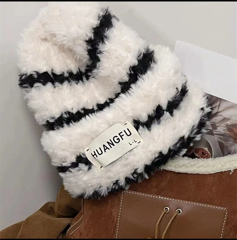 Winter Plush Warm Knitting Hat Big Head Circumference Striped Wool Hat Women Beanie Cap Pullover Hat Beanies Skullies Gorras