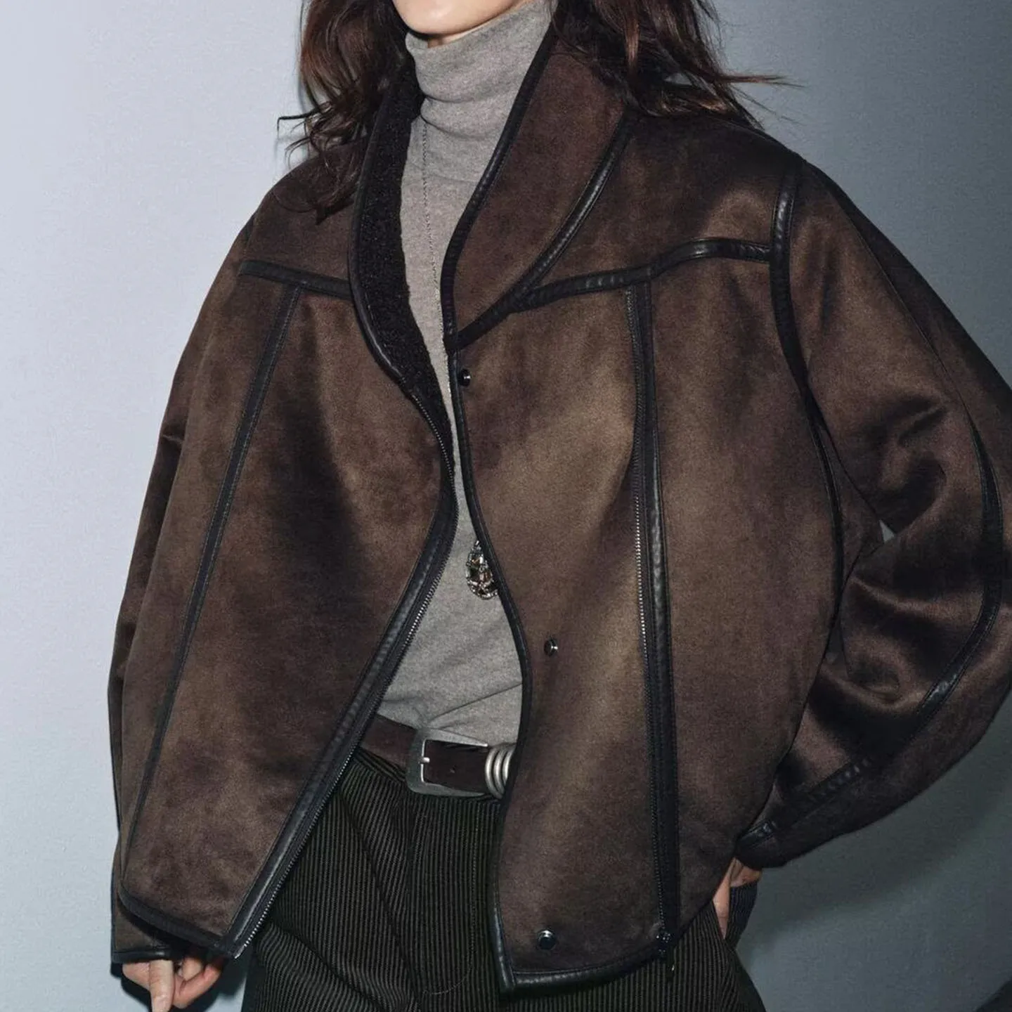 Doppelseitige Damen-Jacke für den Herbst 2025 – Personalisierte Serie, Stehkragen, Kurzmantel mit langen Ärmeln und Reißverschluss