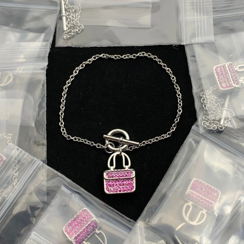 2025 최신 여성 팔찌, 럭셔리 레트로 스타일과 미니멀리스트 디자인, 트렌디한 주얼리, 여자친구를 위한 달콤한 선물