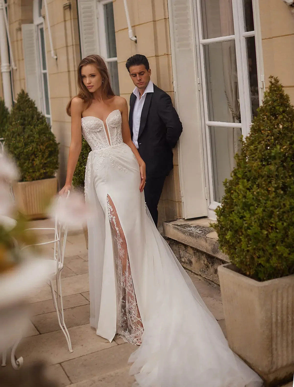 Flavinke Customized Mermaid Wedding Dresses Women Sweetheart Neck Sleeveless Bridal Gown Appliques Split Sweep Train Dresses