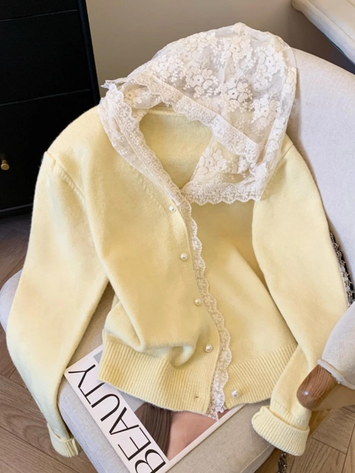 Niebieski koronkowy kardigan z kapturem dla kobiet Wiosna Jesień Wysoki luksusowy delikatny sweter z pojedynczymi piersiami Top