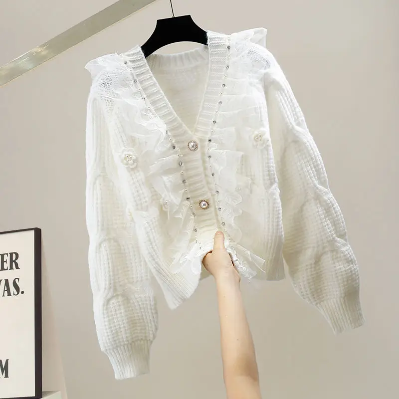Spring and Autumn Exquisite Small Flower Decoration Mesh Ruffle Edge Panel Long Sleeved Sweater Fashionable and Fashionable Top
