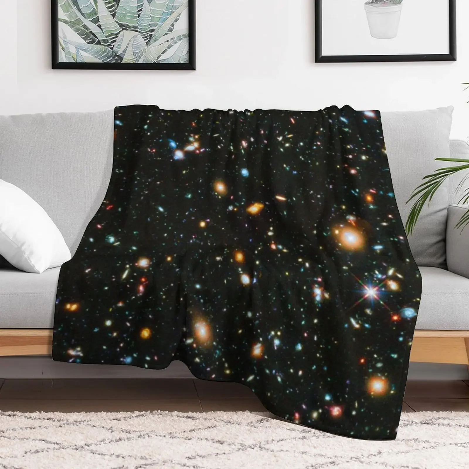 Hubble Extreme Deep Field (UV) Throw Blanket Retros Picnic Warm Multi-Purpose Blankets