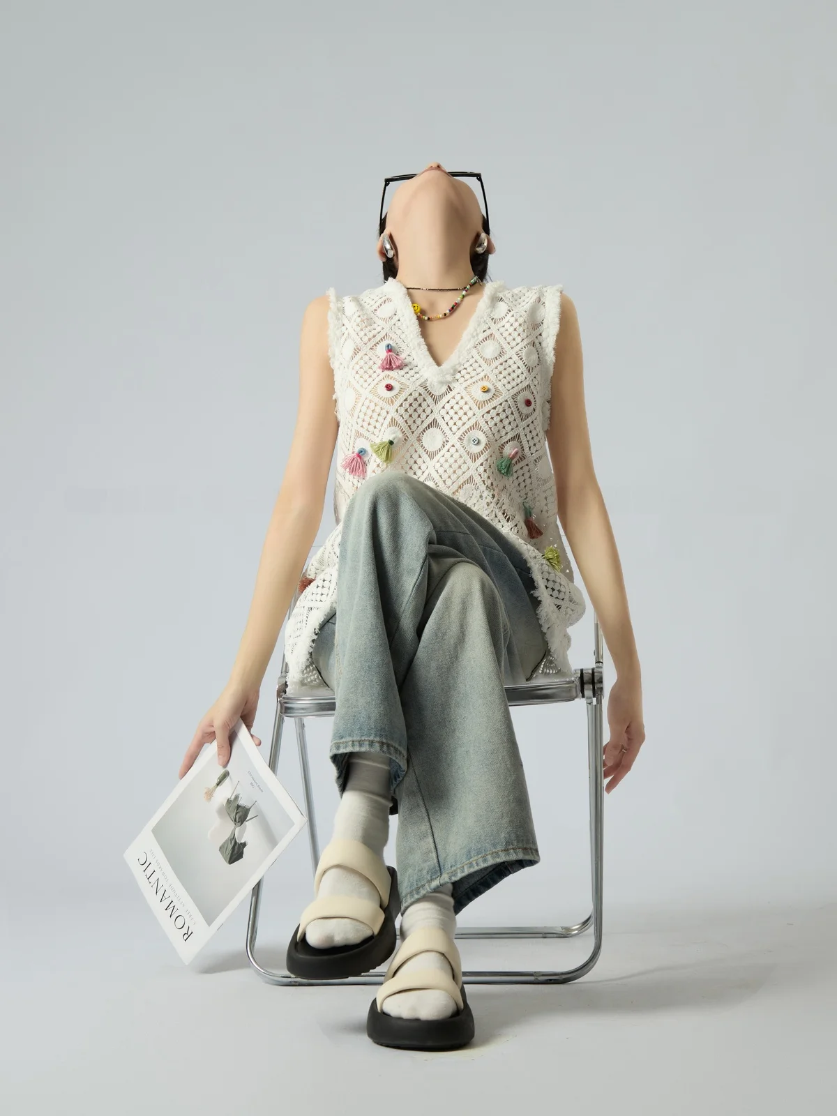 

Женский жилет с V-образным вырезом и вырезами, с бахромой, летний, новый дизайн, для повседневной носки, белый цвет, женская куртка