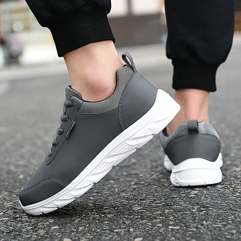 Teenagers Canvas Sneakers With Rubber Sole Sports Shoes For Male Gym Mens Running Shoes Rhinestones Fashion Man 2024 Fur Tennis