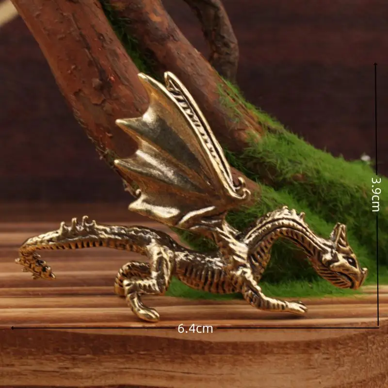 Mini-Messingfiguren von Drachen und Griffins, detaillierte Schnitzereien, antike Oberfläche, Schreibtischdeko, Sammlerstück – Detail 11