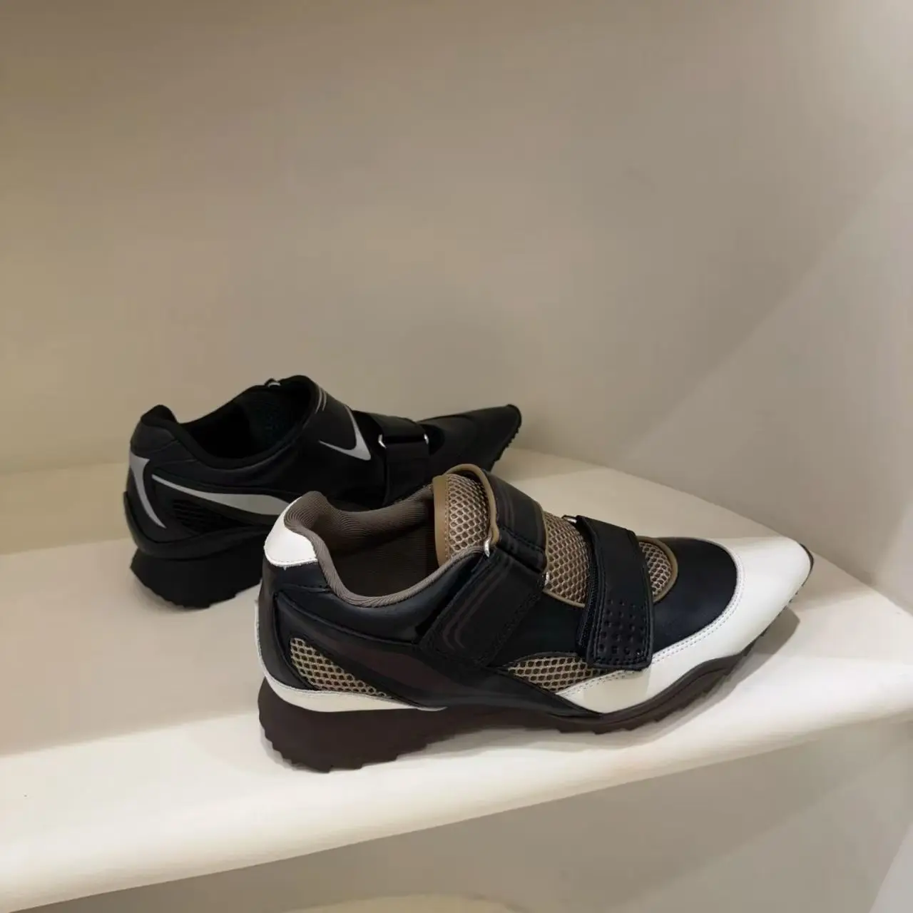 2025 Mens Classic Running Shoes Casual Sneakers - Marathon Jogging Trainers Women's