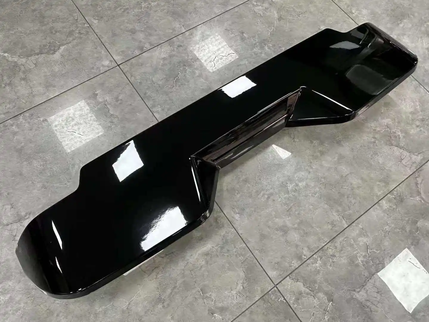 Auto Refit Parts ABS Carbon Fiber Rear Trunk Tail Wing Roof Spoiler For Land Rover Defender 2022 2023