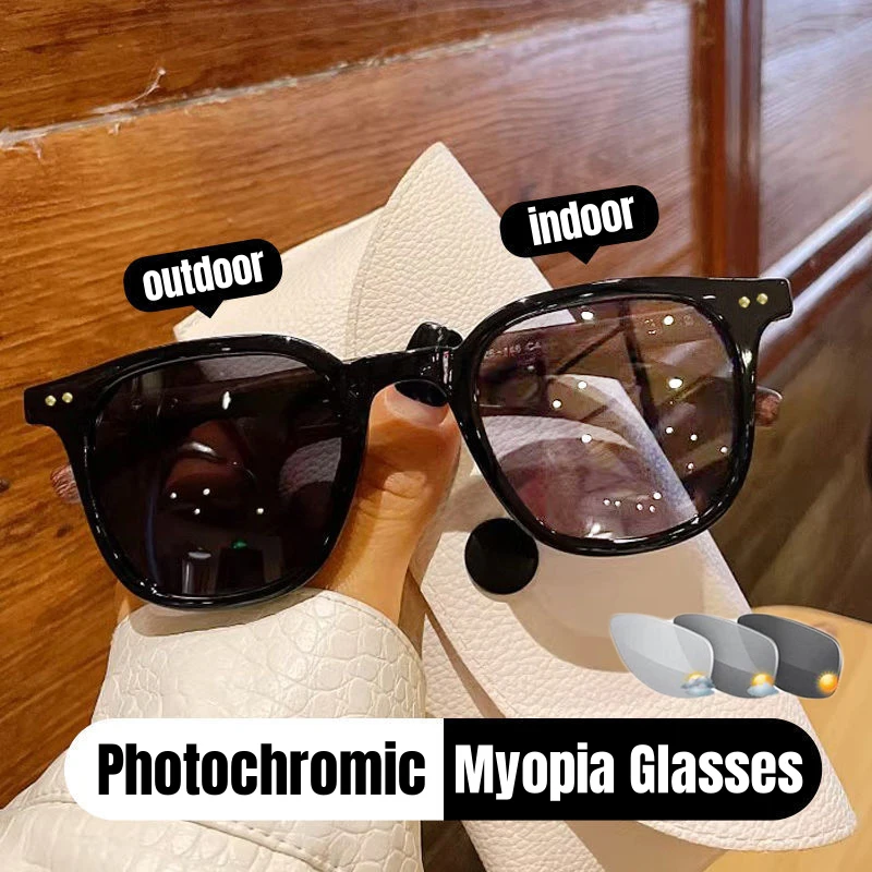 

Trendy Unisex Photochromic Myopia Glasses Meter Nail Round Frame Glasses Blue Light Blocking Eye Protection Nearsighted Glasses