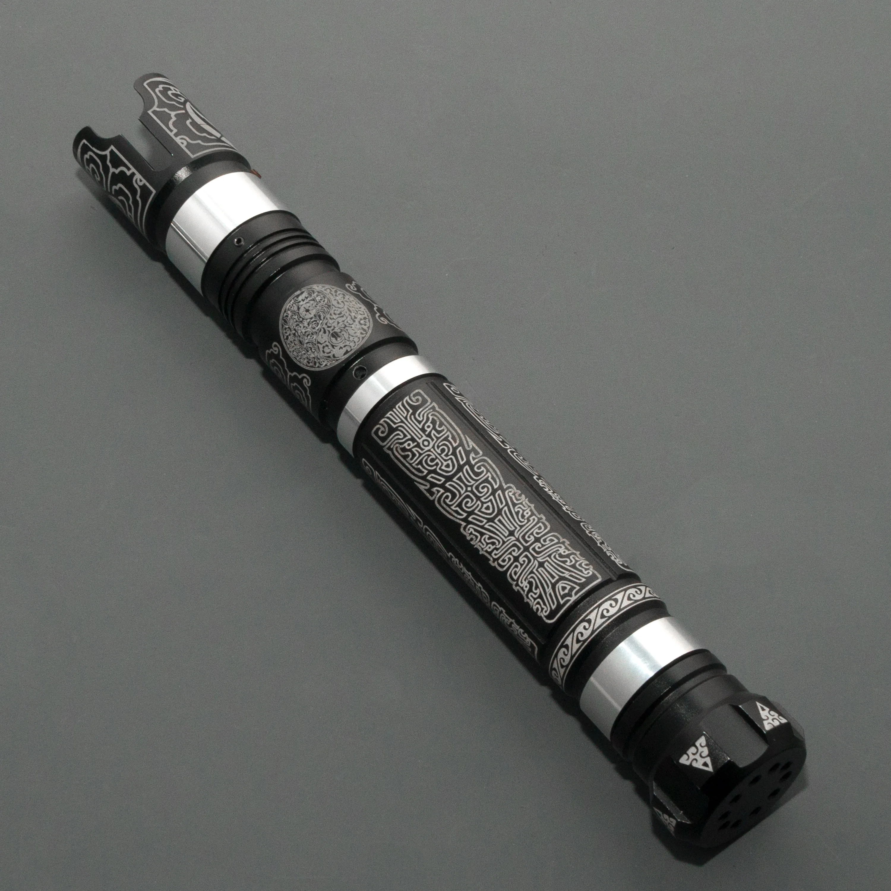 Lightsaber Neopixel Jedi Laser Sword Metal Hilt Heavy Dueling Sensitive Smooth Infinite Changing Hitting 16 Sound Light Saber