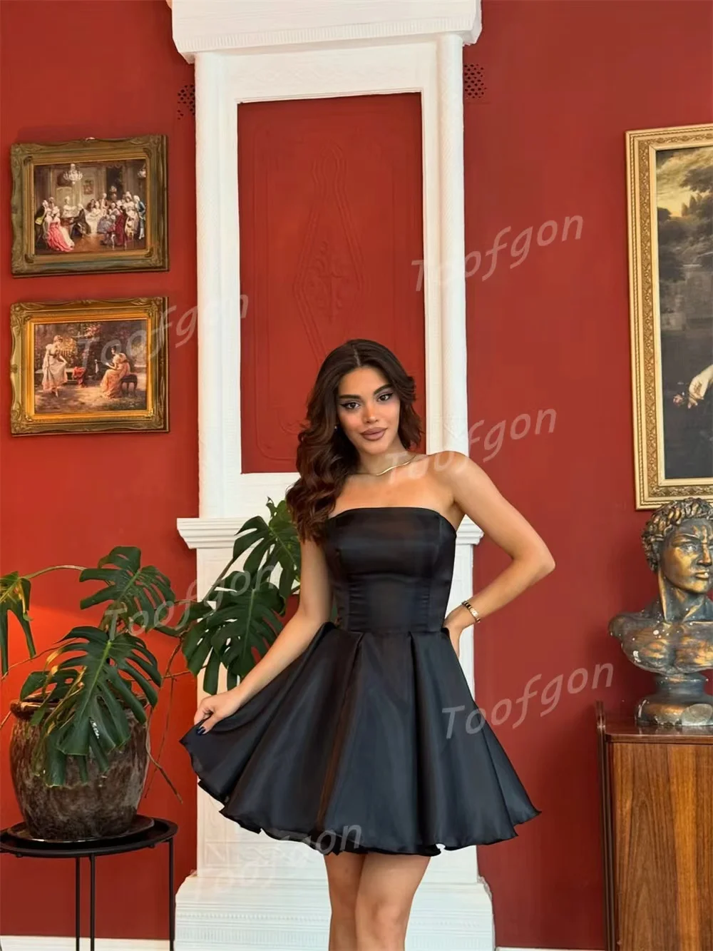 Toofgon Black Satin Prom Dresses Above Knee Mini Customized Strapless Formal Special Occasion Gowns Girl Homecoming Dresses