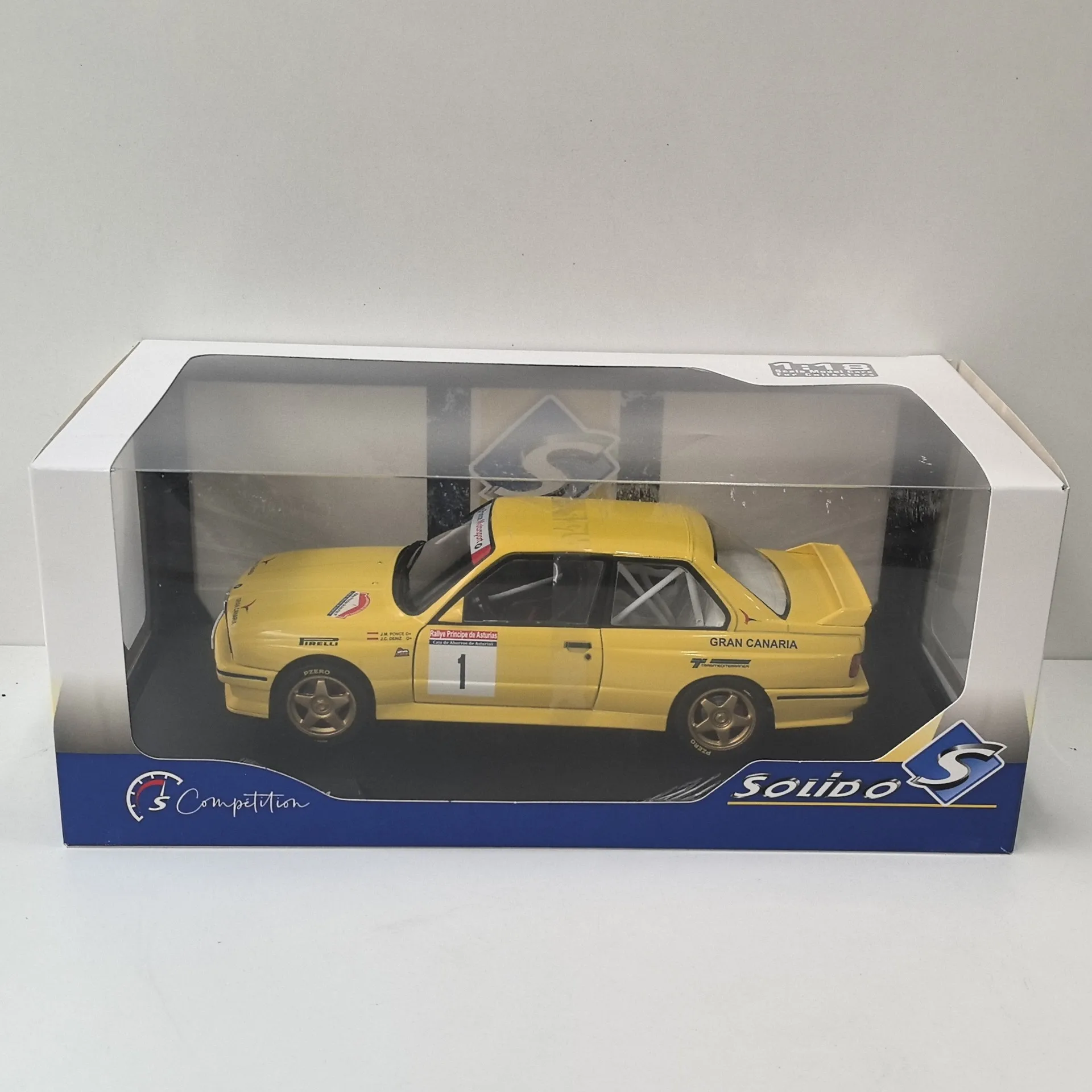 

Diecast SOLIDO 1/18 Scale BMW E30 M3 #1 1991 BMW Racing Alloy Car Model Collectible Toy Gift Souvenir Display Ornament