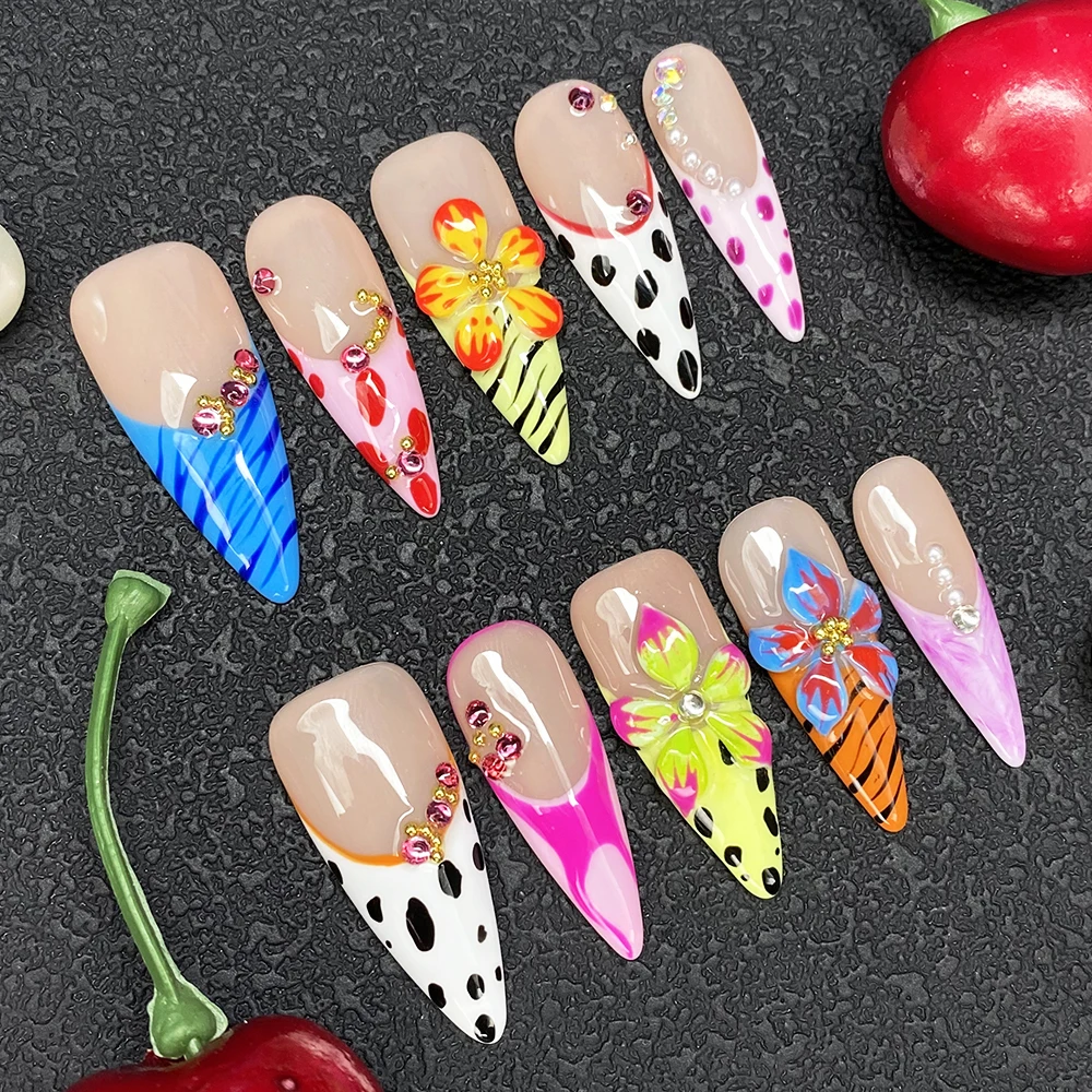 Dicke Acryl-Press-on-Nägel, handgefertigt, vollflächig, handbemalt, luxuriöse, glänzende, geschnitzte Blumen-Handnägel-Tips