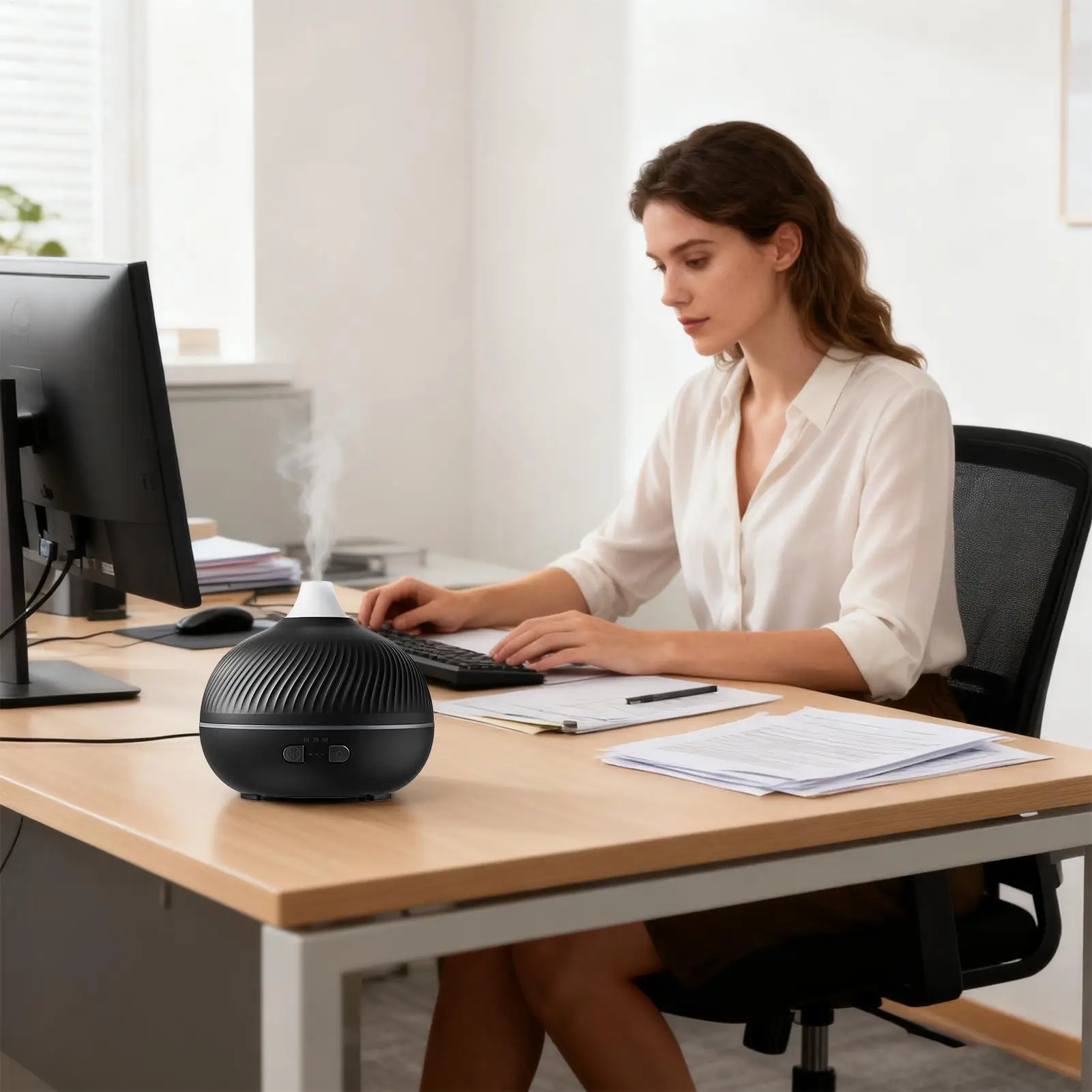 Oil Diffuser Machine 7-Color Ambient Light USB Plug-Humidifier Electric Oil Diffuser For Living Room Fireplace Desk Hotel Spa