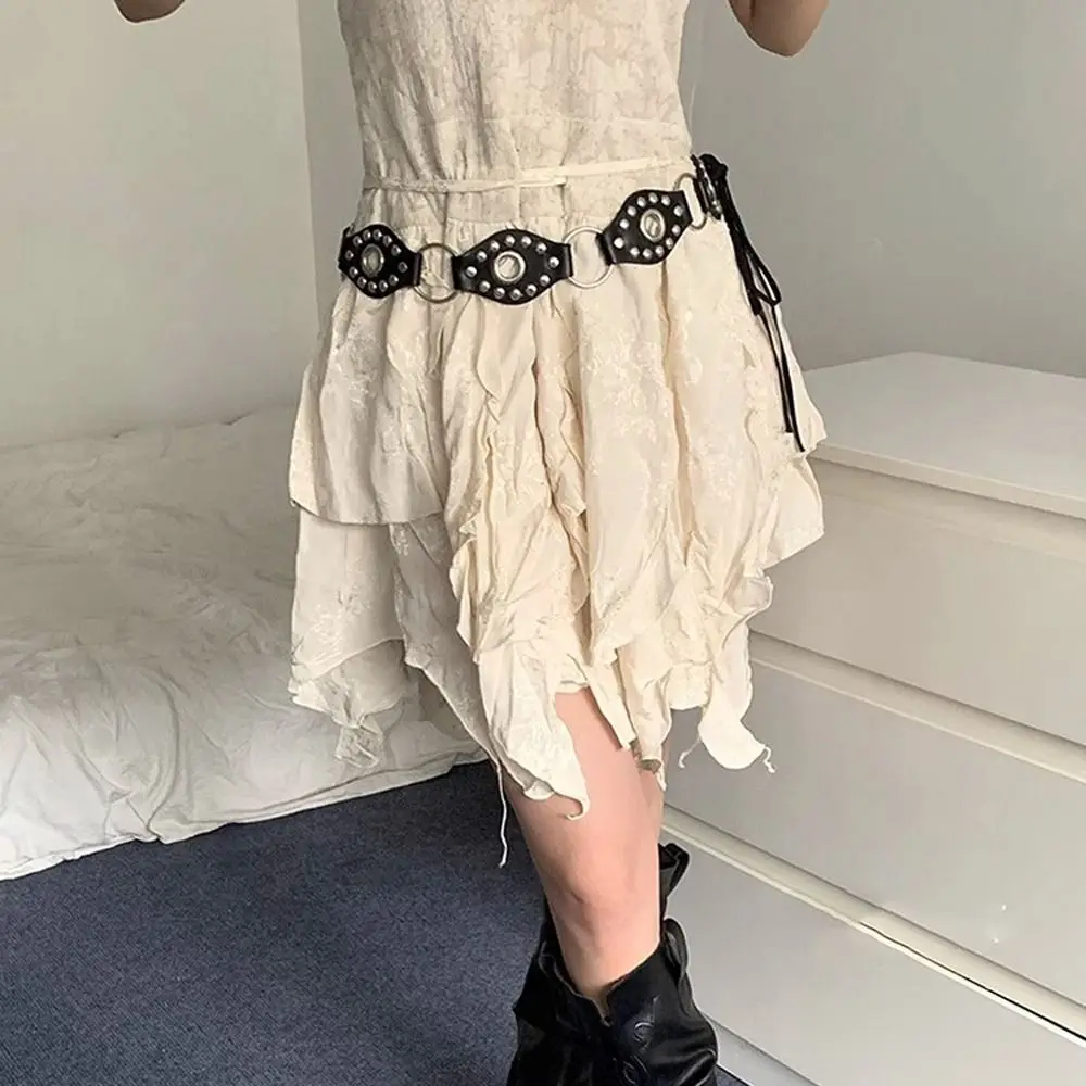 Cinturón de cuero con remaches de diseño de lujo de tendencia, cinturón vaquero con correa de cintura versátil Vintage