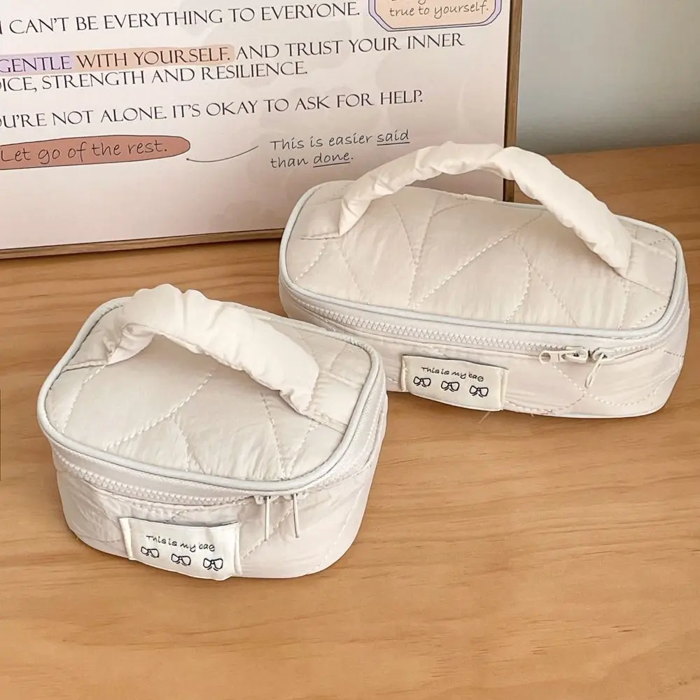 

Fashion Creative Cosmetics Storage Bag INS with Handle Handheld Makeup Bag Zipper Large Capacity Cosmetic Case Travel