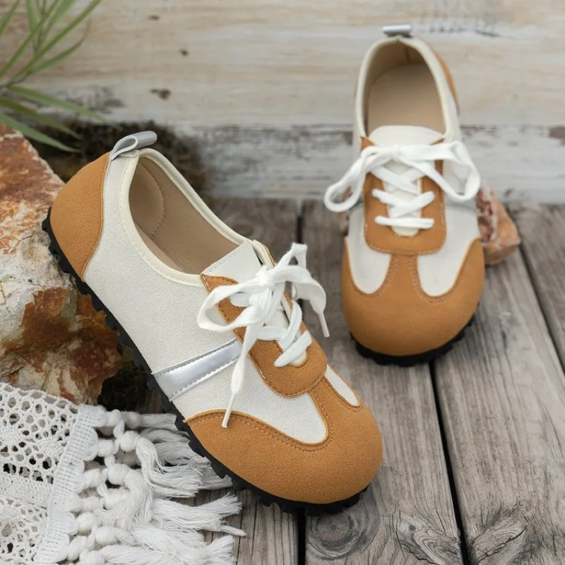Women's Sports Shoes Commuting Fashion Retro Color Blocking German Training Casual Shoes Large Size Women's Flat Shoes