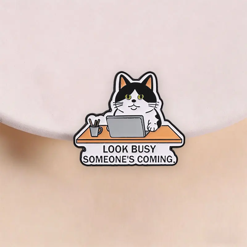 Funny Office Worker Cat Enamel Pin Look Busy Someone's Coming Cartoon Kitten Animal Brooch Lapel Badge Jewelry Gift for Friends
