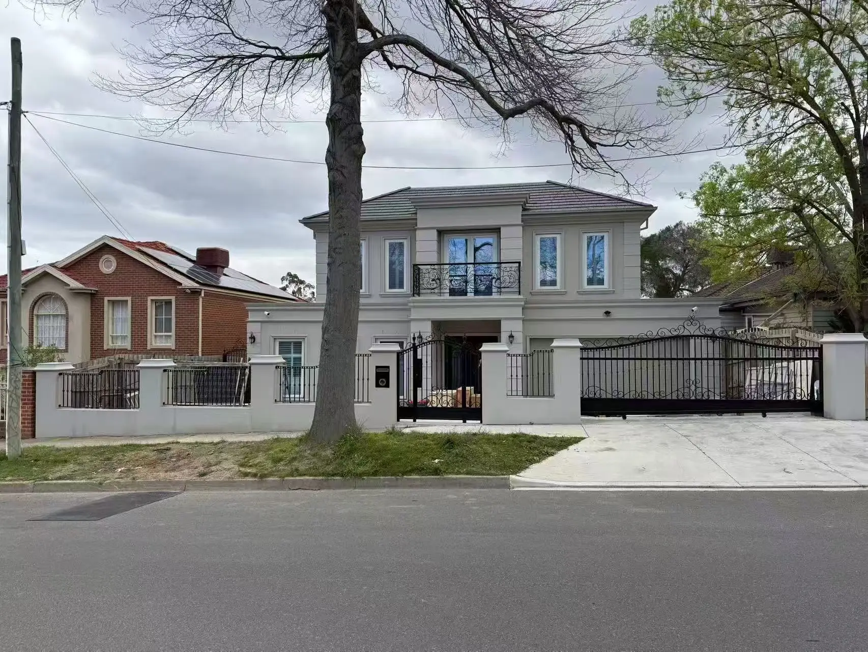 Luxury Fancy Hand Forged Wrought Iron Courtyard Main Gate Designs Fancy Double Main Door Driveway Gates Design For Home