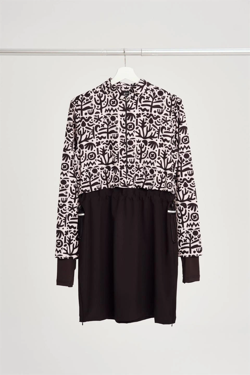 4 ピース/セットブルキニファムムスリムプリントジッパー付きスポーツウェアルーズフィット伸縮性 UPF50-UV 保護水着