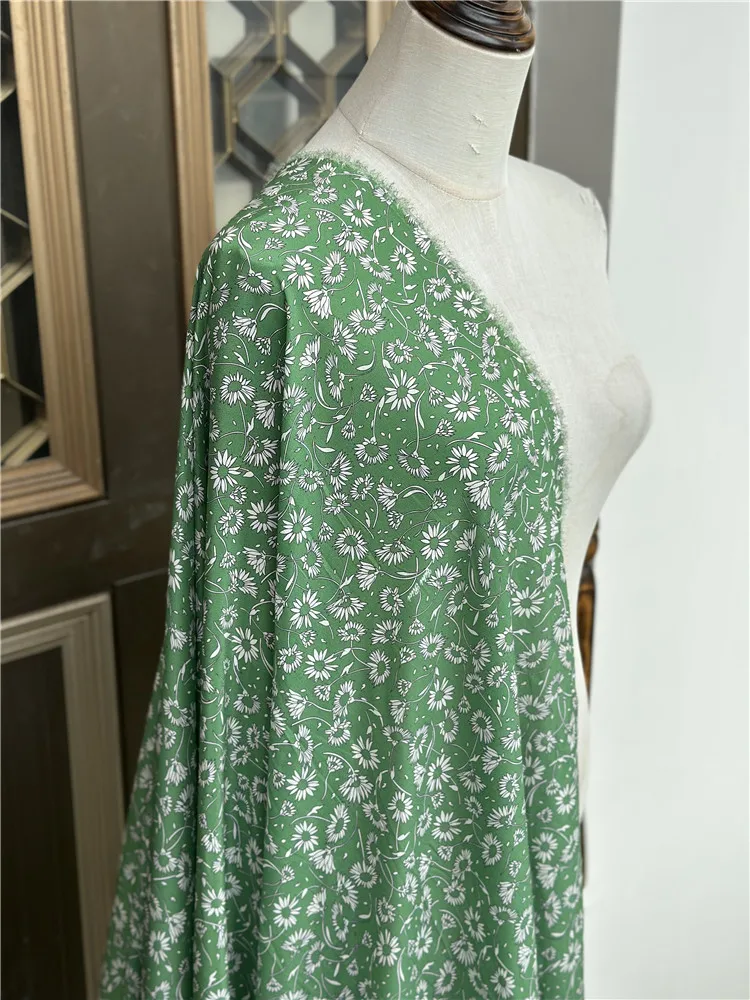 1 meter 100% Mulberry Silk 13 momme Crepe Silk Green Floral Printed 136cm 53\