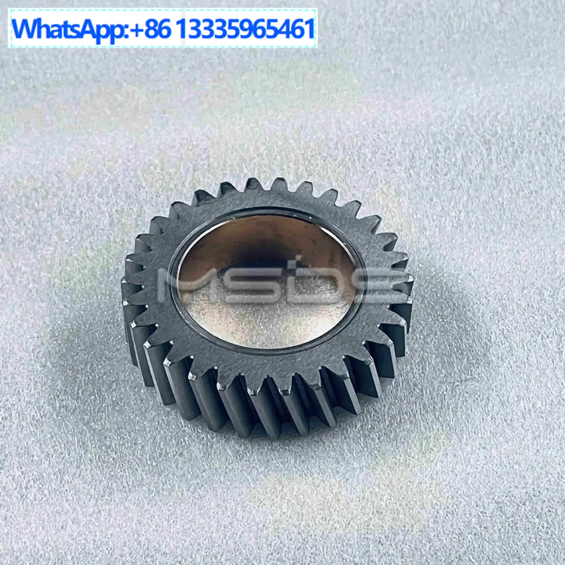 

Applicable to Dongfeng Tianlong Tianjin Hercules Dongfeng Cummins Engine Parts Slothful Gear 5342251 Gear