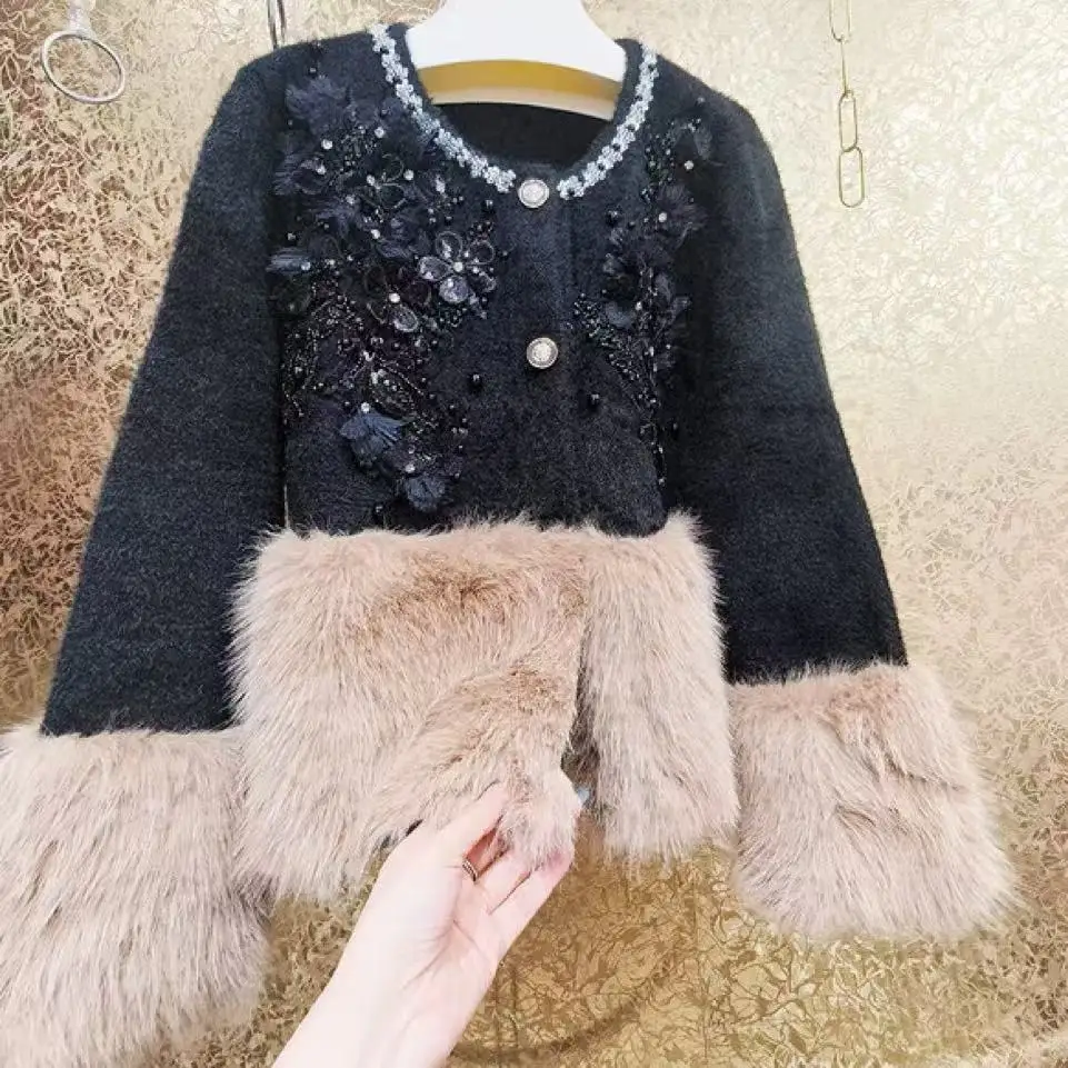 

Luxury Flower Beaded Flowers Faux Fur Knitwear Cardigan Coat For Women Round Neck Loose Small Fragrant SweateOutwear Jacket