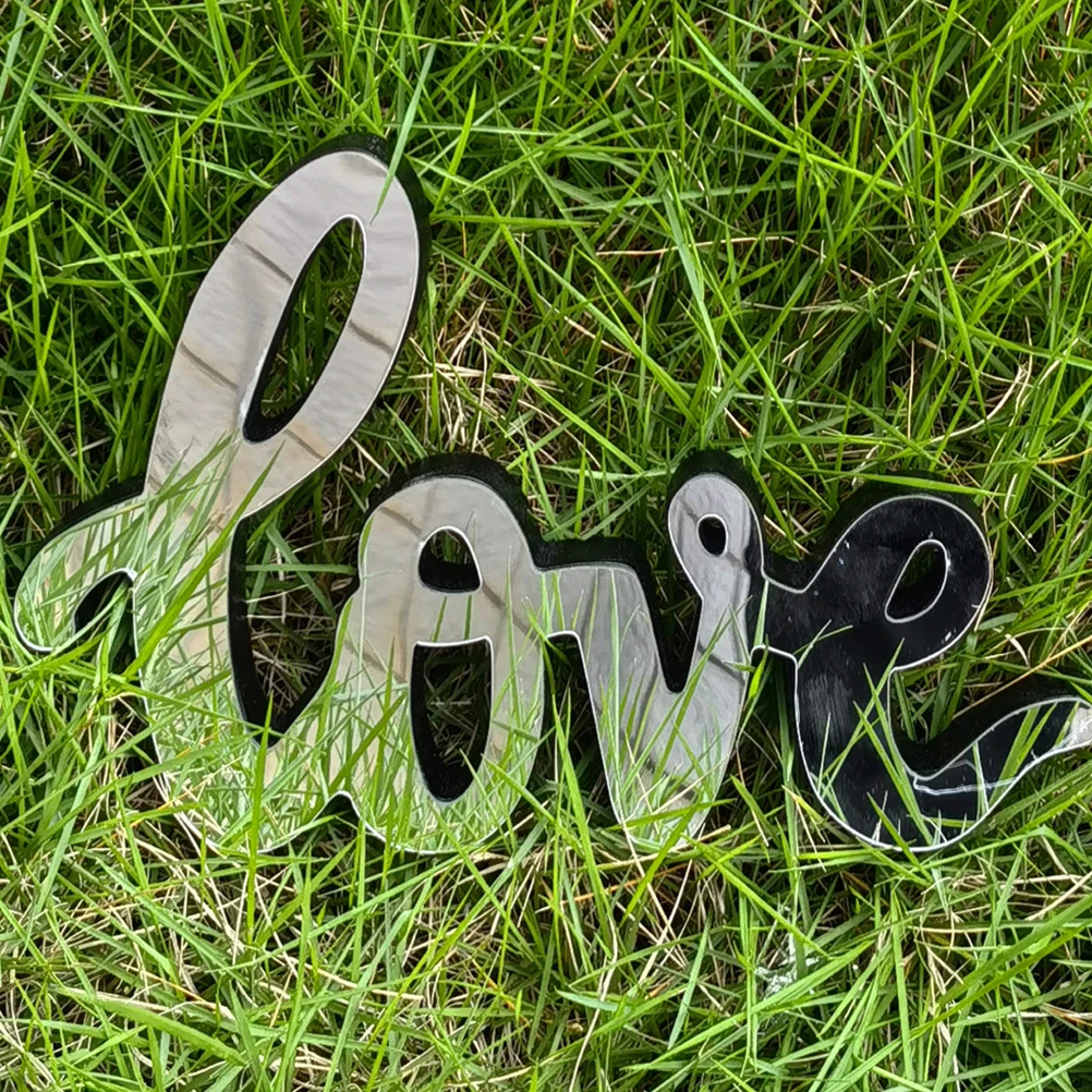 

Mirror Letter Sign LED Love Ornaments Desk Charming Resin 'love' Decor Decorations Aesthetic Cute Office Pendant Bride