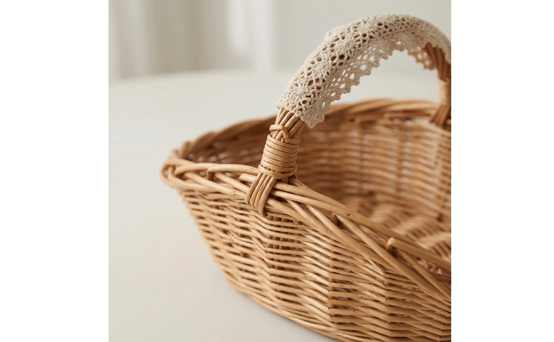 2 Pieces Wicker Storage Basket with Handle Handwoven Woven Fruit Basket Portable Lightweight for Kitchen, Home Organization