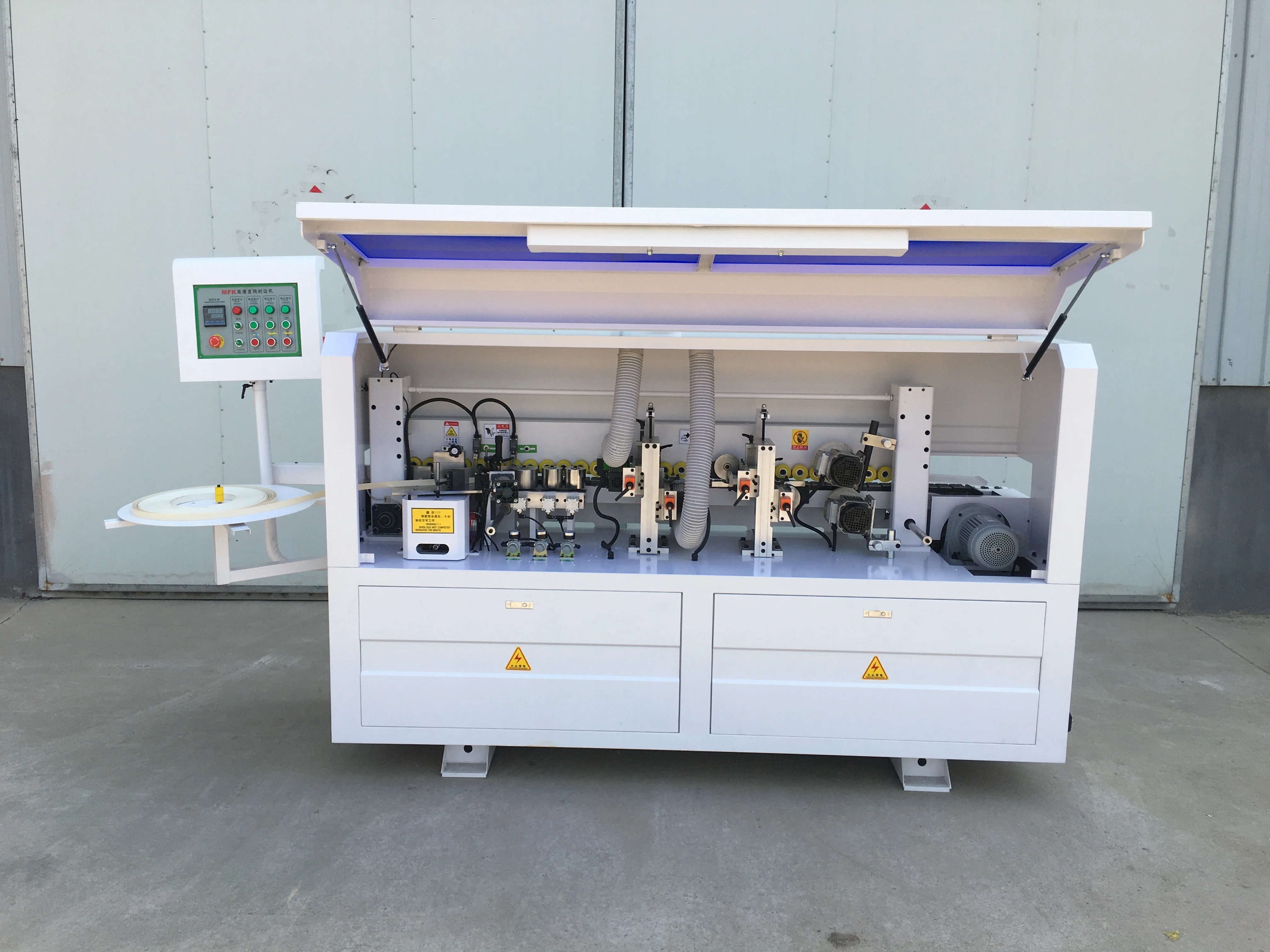 Woodworking Semi Automatic Economic PVC MDF Plywood Furniture Cabinet Door Wood Glue End Trimming Edge Banding Bander Machine