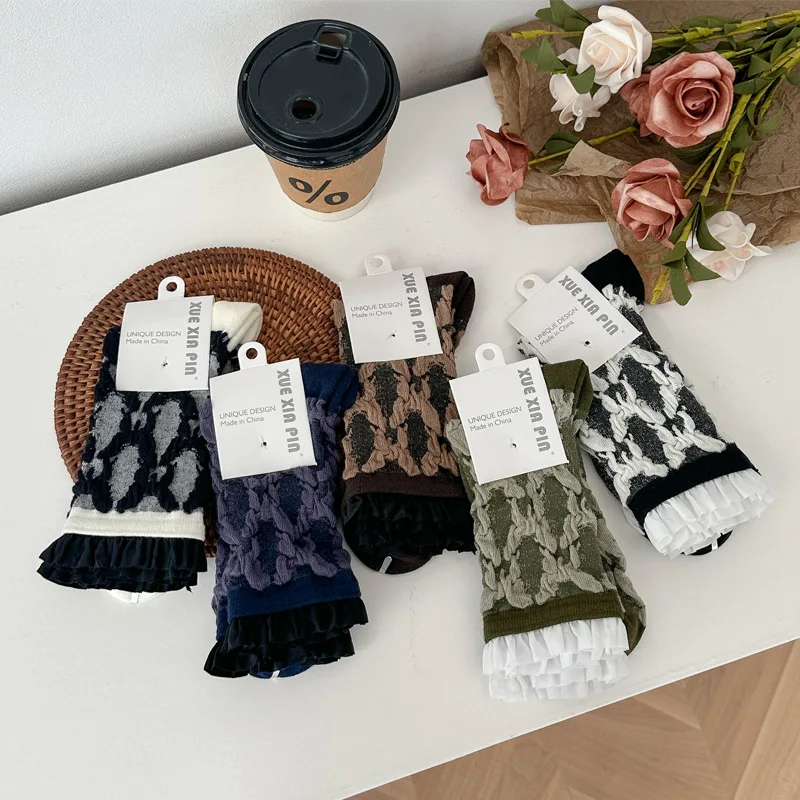 

Women's Socks Korean Lace Relief Butterfly Sweet Kawaii Preppy Style Versatile Comfortable High-quality Cotton Socks For Girl