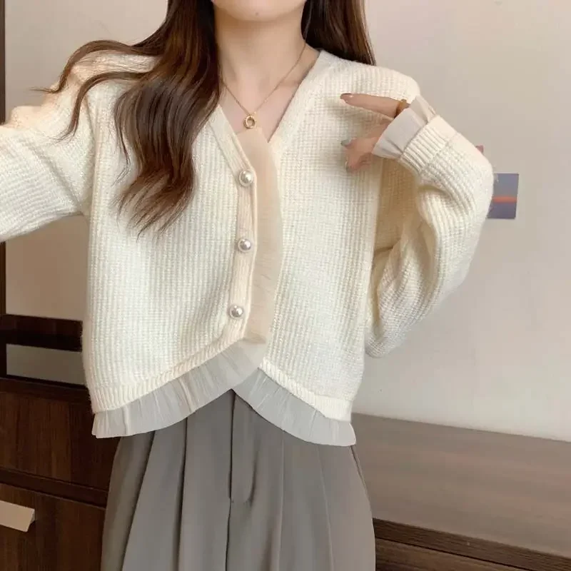 Cardigan Crop Grey Knit Tops for Woman White V-neck Women's Sweater Winter Button Short Clothing Thermal Blouse Modern Warm 2024