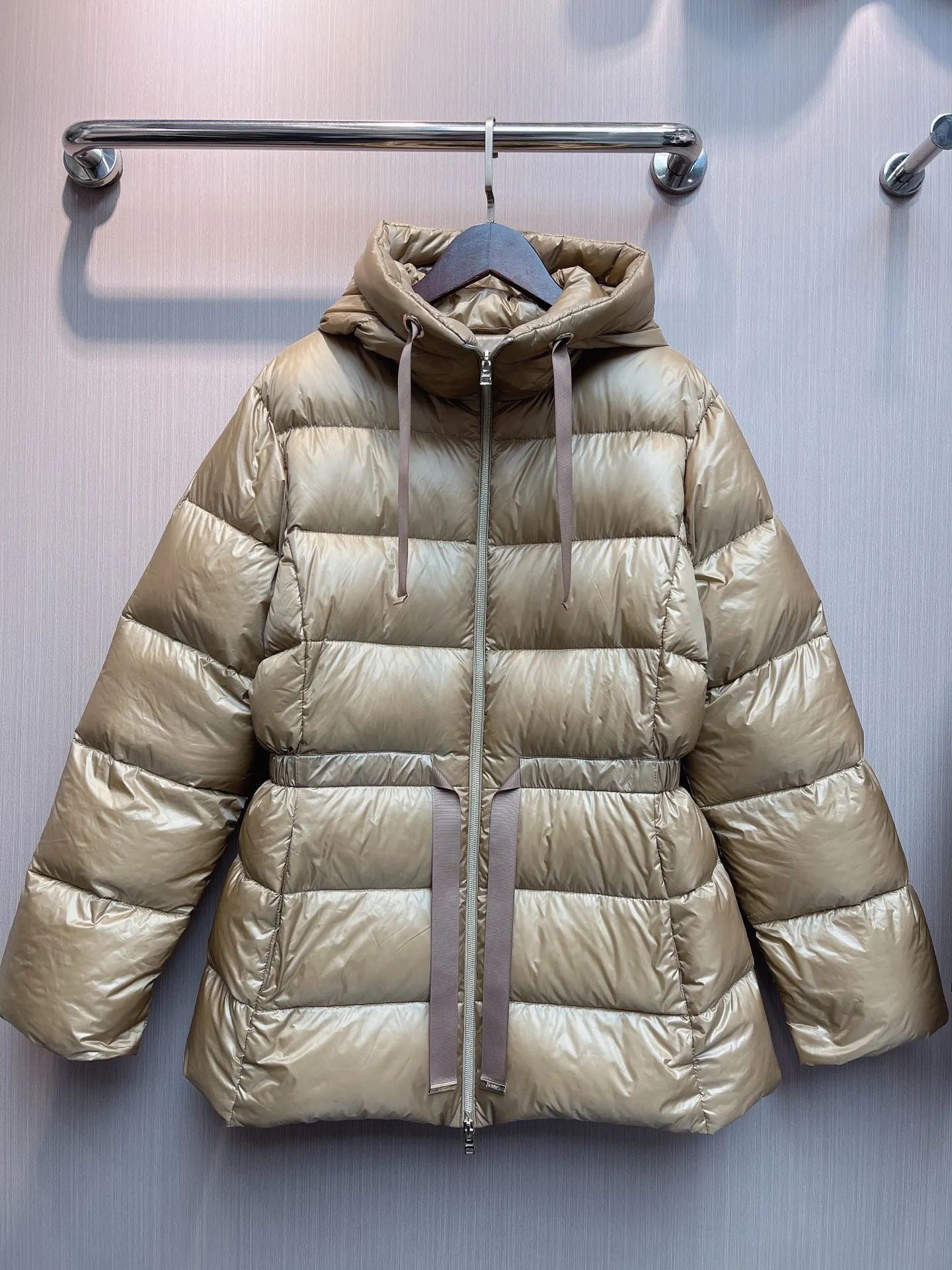 2025H نمط جديد سستة الياقة المدورة هوديي الرباط سترة أنيقة للتنقل سترة طويلة أسفل