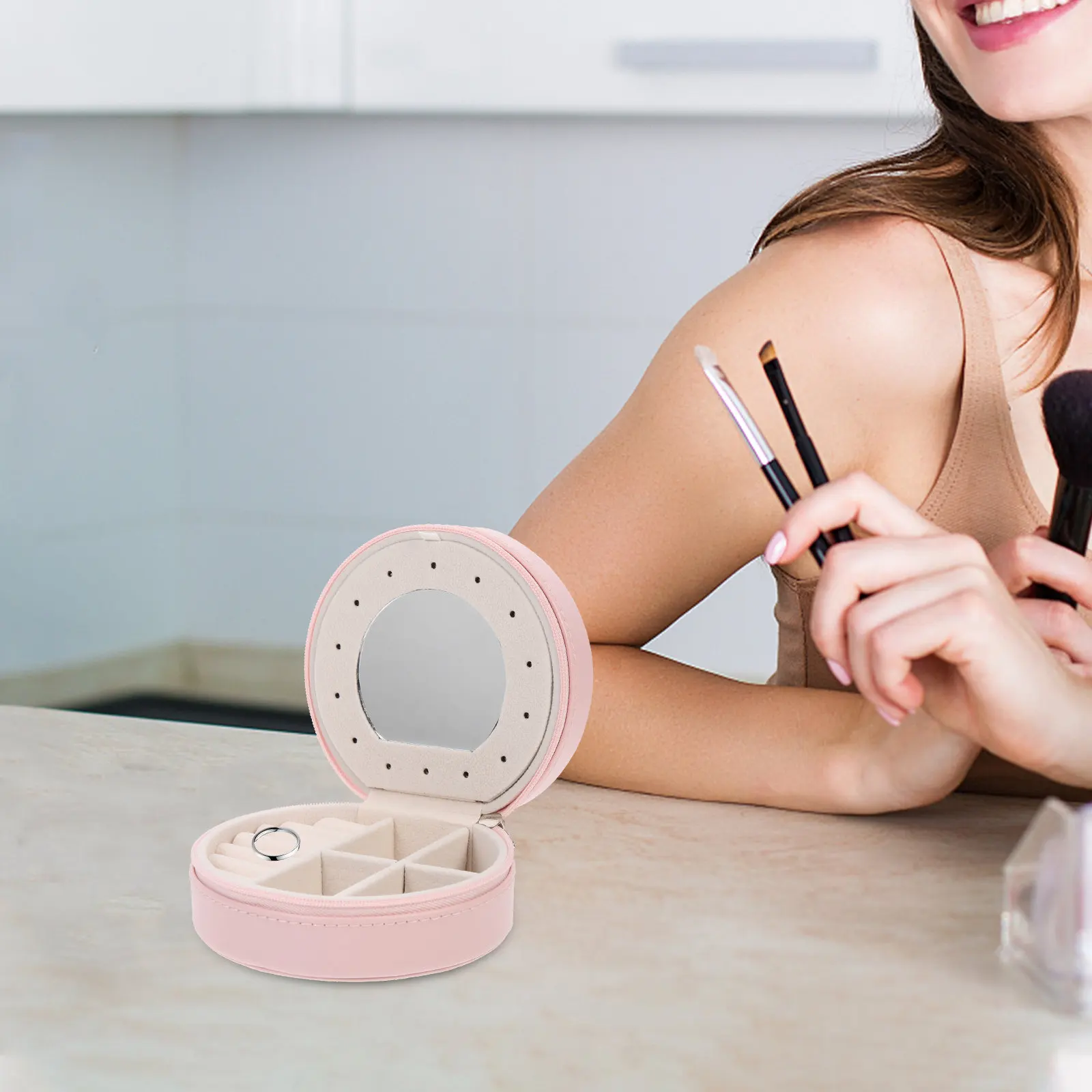 

Многослойная шкатулка для украшений для женщин, вместительный органайзер для хранения колец, серег, ожерелий, портативный дорожный футляр