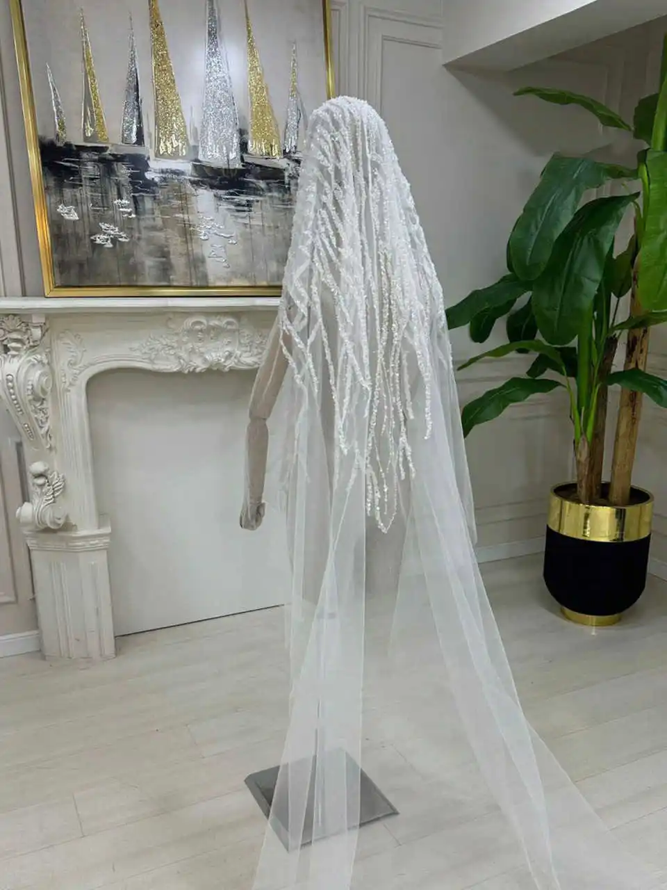Sparkly Sequins Wedding Veil 1 Layer Chapel Length Bride Veils Sequin Edge With Comb Customized Bridal Accessories Velo De Novia