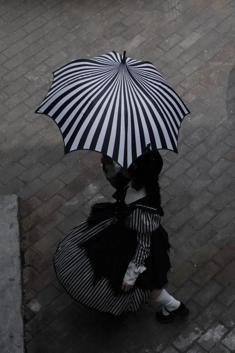 Gothic Striped Octagonal Dark Sunshade Pagoda Umbrella, Lo Umbrella, Dual-purpose Black Rubber SunshadeUmbrella for Sun and Rain